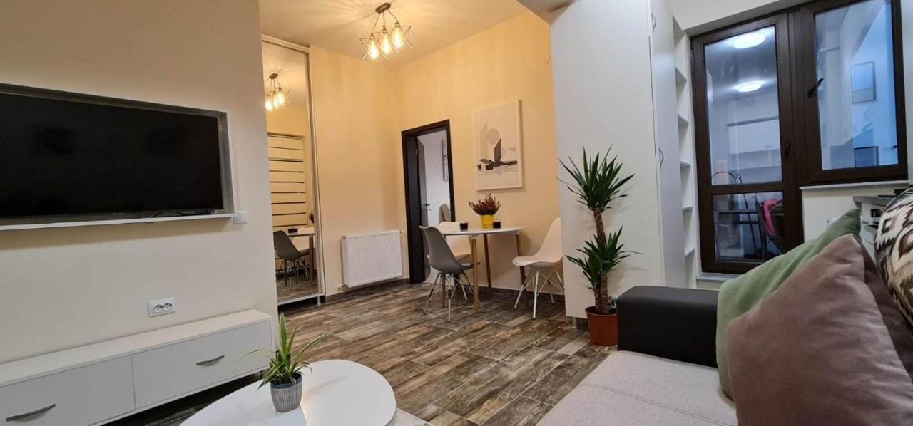 Designed Like Home Apartment Near Palas Mall Iasi Esterno foto